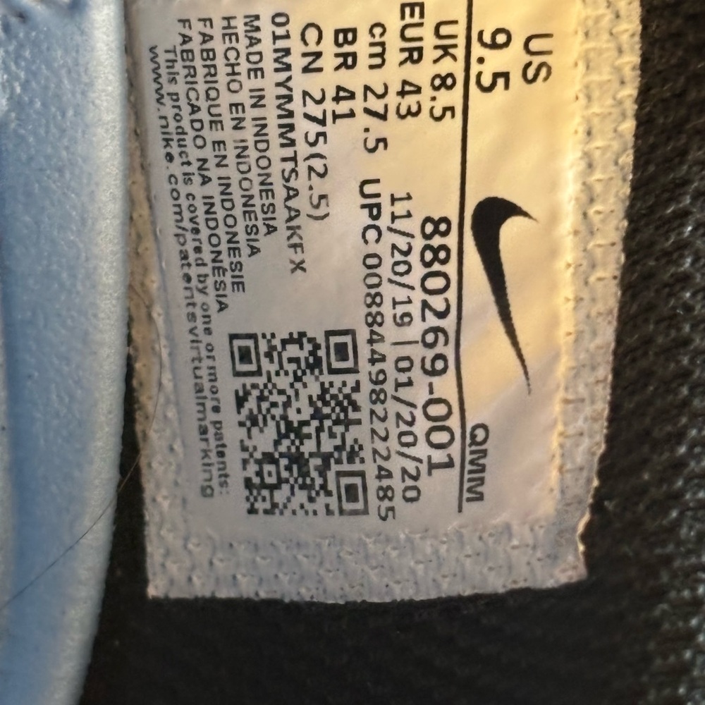 Nike Black and Light Blue Sneakers